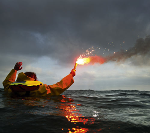 noodsignaal scheepvaart solas handstakelsignaal noodsignaal of noodseinfakkel noodsignaal scheepvaart solas handstakelsignaal noodsignaal of noodseinfakkel